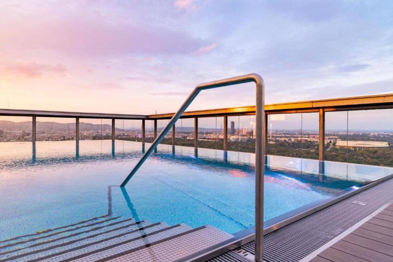 Mca Triiiple I Rooftop Pool I Free Parking I Netflix Vienna Luaran gambar